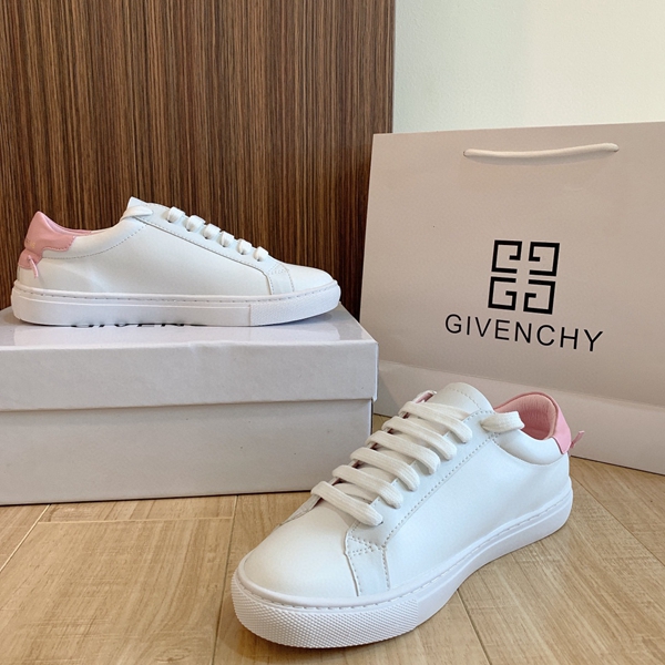 ブランド激安靴着用イメージ